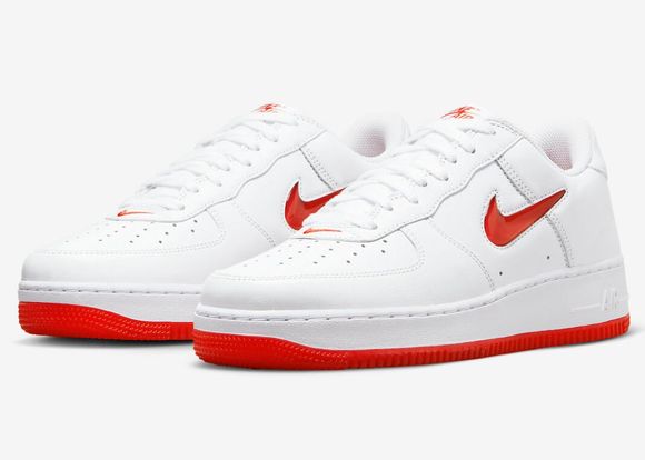 Кроссовки Nike Air Force 1 Low Retro FN5924-101