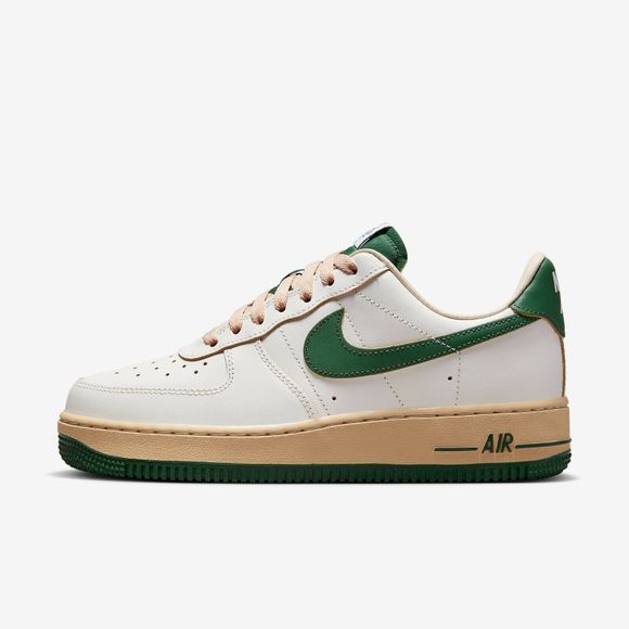 Кроссовки Nike WMNS AIR FORCE 1 '07 DZ4764-133