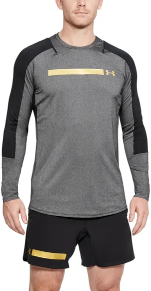 Лонгслив Under Armour Perpetual Fitted LS-BLK//OEY 1306386-001